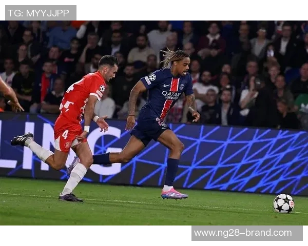 英超赛场惊现冷门巴萨与国米战成平局引发全场震惊